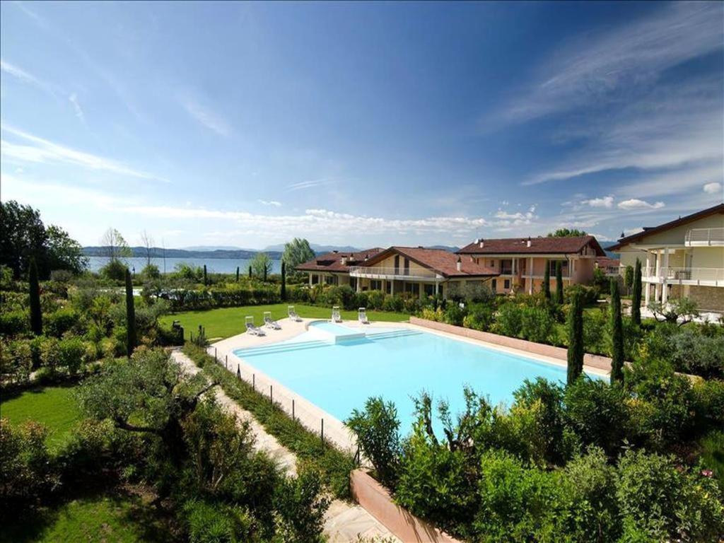 Appartamento Gardagate - Residenza Caesar 'Benaco' Sirmione Esterno foto