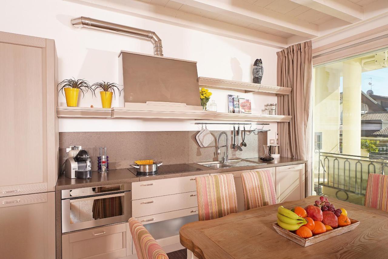 Appartamento Gardagate - Residenza Caesar 'Benaco' Sirmione Esterno foto