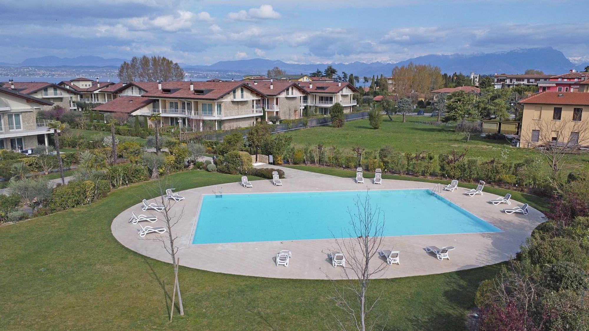Appartamento Gardagate - Residenza Caesar 'Benaco' Sirmione Esterno foto