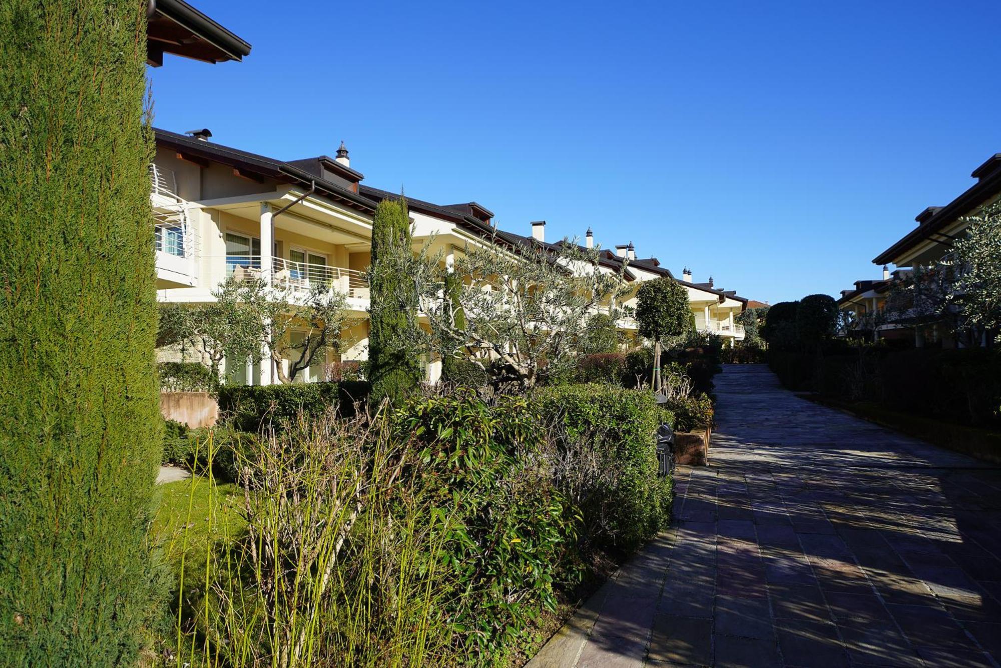 Appartamento Gardagate - Residenza Caesar 'Benaco' Sirmione Esterno foto